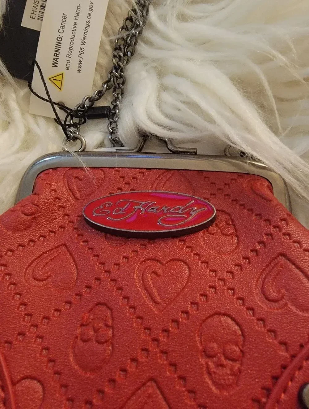 🆕️👛Ed Hardy Y2K Heart & Skull Embossed Kisslock Clutch With Chain Strap